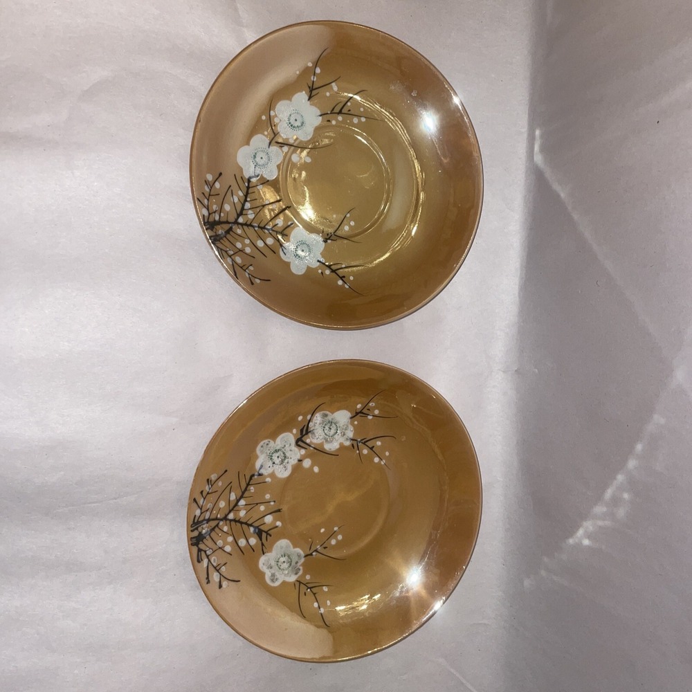 Vintage Japanese Hand Painted Lusterware Tea 2 Pieces Flowers‎ 5 1/2" Plates